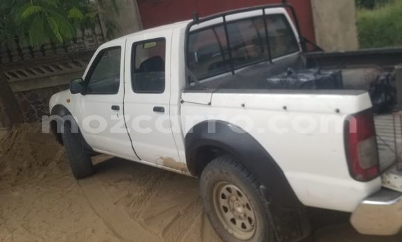 Tenga Tsaru Nissan Hardbody Chena Mota in Maputo in Maputo Tenga Tsaru Nissan Hardbody Chena Mota in Maputo in Maputo