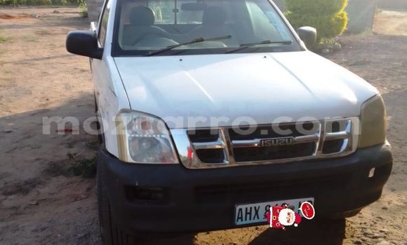 Buy Used Isuzu KB White Car in Maputo in Maputo Buy Used Isuzu KB White Car in Maputo in Maputo