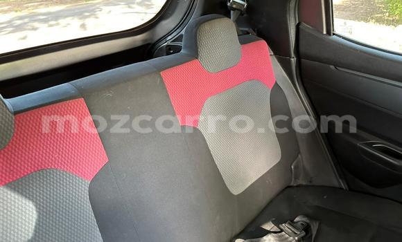 Comprar Usado Renault KWID Castanho Carro em Maputo em Maputo Comprar Usado Renault KWID Castanho Carro em Maputo em Maputo