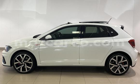 Comprar Usado Volkswagen Polo Branco Carro em Maputo em Maputo Comprar Usado Volkswagen Polo Branco Carro em Maputo em Maputo