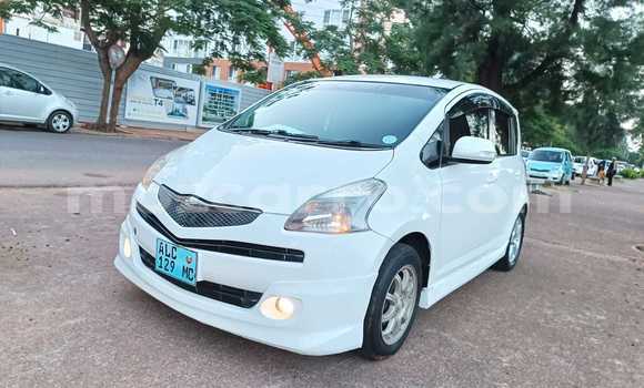 Nunua Ilio tumika Toyota Ractis Nyeupe Gari ndani ya Maputo nchini Maputo Nunua Ilio tumika Toyota Ractis Nyeupe Gari ndani ya Maputo nchini Maputo