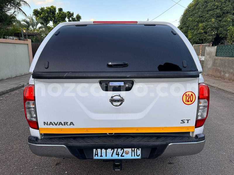 Big with watermark nissan navara maputo maputo 22331