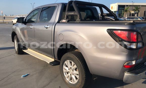 Comprar Usado Mazda BT-50 Prata Carro em Maputo em Maputo Comprar Usado Mazda BT-50 Prata Carro em Maputo em Maputo