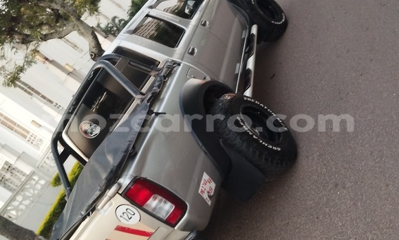 Comprar Usado Nissan Hardbody Prata Carro em Maputo em Maputo Comprar Usado Nissan Hardbody Prata Carro em Maputo em Maputo