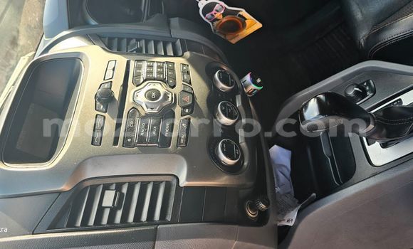 Tenga Tsaru Mazda BT-50 Tsvuku Mota in Maputo in Maputo Tenga Tsaru Mazda BT-50 Tsvuku Mota in Maputo in Maputo