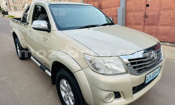 Nunua Ilio tumika Toyota Hilux Brown Gari ndani ya Maputo nchini Maputo Nunua Ilio tumika Toyota Hilux Brown Gari ndani ya Maputo nchini Maputo