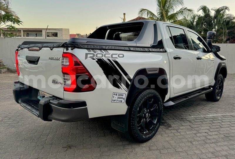 Big with watermark toyota hiluxe revo maputo maputo 22363