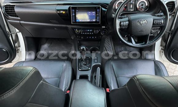 Comprar Novo Toyota Hiluxe Revo Branco Carro em Maputo em Maputo Comprar Novo Toyota Hiluxe Revo Branco Carro em Maputo em Maputo