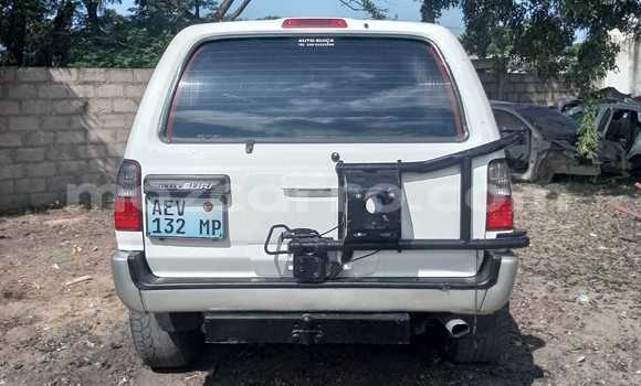 Comprar Usado Toyota Hilux Surf Bege Carro em Maputo em Maputo Comprar Usado Toyota Hilux Surf Bege Carro em Maputo em Maputo
