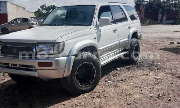 Comprar Usado Toyota Hilux Surf Bege Carro em Maputo em Maputo Comprar Usado Toyota Hilux Surf Bege Carro em Maputo em Maputo