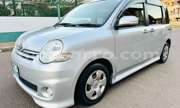 Buy New Toyota Sienta Other Car in Maputo in Maputo Buy New Toyota Sienta Other Car in Maputo in Maputo
