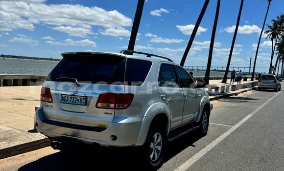 Comprar Usado Toyota Fortuner Prata Carro em Maputo em Maputo Comprar Usado Toyota Fortuner Prata Carro em Maputo em Maputo