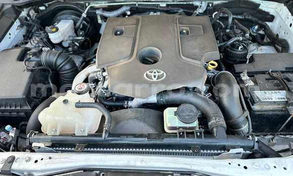 Buy New Toyota Hilux White Car in Maputo in Maputo Buy New Toyota Hilux White Car in Maputo in Maputo