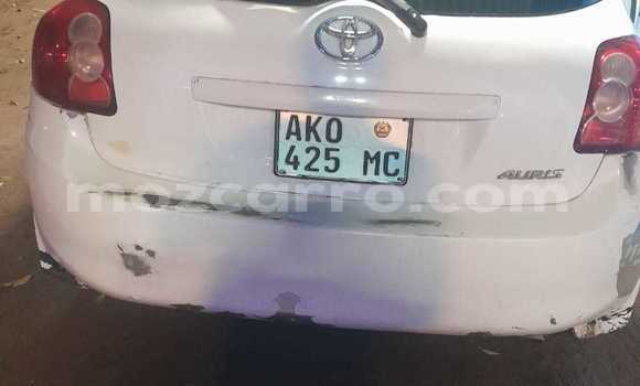 Comprar Usado Toyota Ractis Branco Carro em Maputo em Maputo Comprar Usado Toyota Ractis Branco Carro em Maputo em Maputo