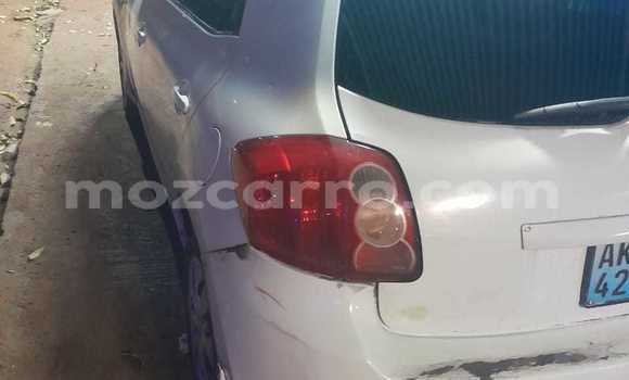 Comprar Usado Toyota Ractis Branco Carro em Maputo em Maputo Comprar Usado Toyota Ractis Branco Carro em Maputo em Maputo