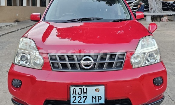 Comprar Novo Nissan X-Trail Vermelho Carro em Maputo em Maputo Comprar Novo Nissan X-Trail Vermelho Carro em Maputo em Maputo