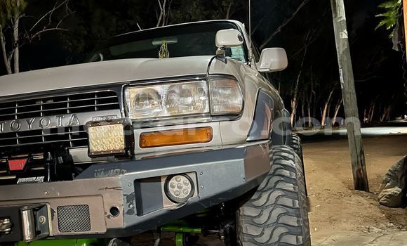 Comprar Usado Toyota Land Cruiser De outros Carro em Maxixe em Inhambane Comprar Usado Toyota Land Cruiser De outros Carro em Maxixe em Inhambane