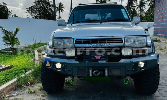 Comprar Usado Toyota Land Cruiser De outros Carro em Maxixe em Inhambane Comprar Usado Toyota Land Cruiser De outros Carro em Maxixe em Inhambane