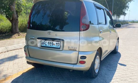 Comprar Usado Toyota FunCargo De outros Carro em Maputo em Maputo Comprar Usado Toyota FunCargo De outros Carro em Maputo em Maputo