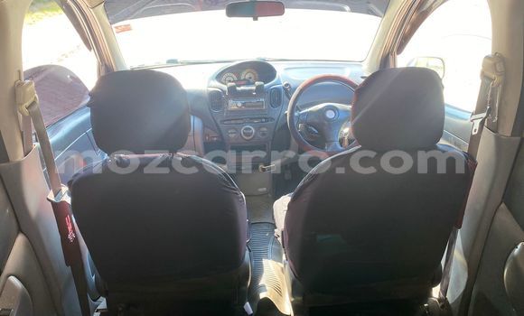 Comprar Usado Toyota FunCargo De outros Carro em Maputo em Maputo Comprar Usado Toyota FunCargo De outros Carro em Maputo em Maputo