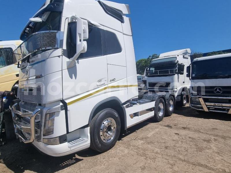 Big with watermark volvo f4 maputo maputo 22391