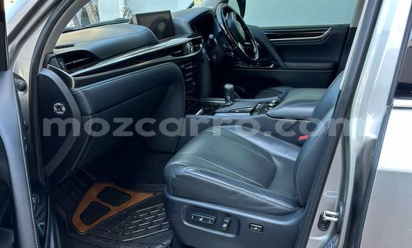 Tenga Tsaru Lexus LX Sirivha Mota in Maputo in Maputo Tenga Tsaru Lexus LX Sirivha Mota in Maputo in Maputo