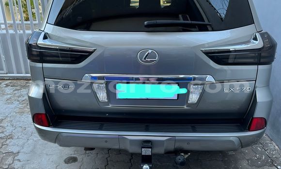 Tenga Tsaru Lexus LX Sirivha Mota in Maputo in Maputo Tenga Tsaru Lexus LX Sirivha Mota in Maputo in Maputo