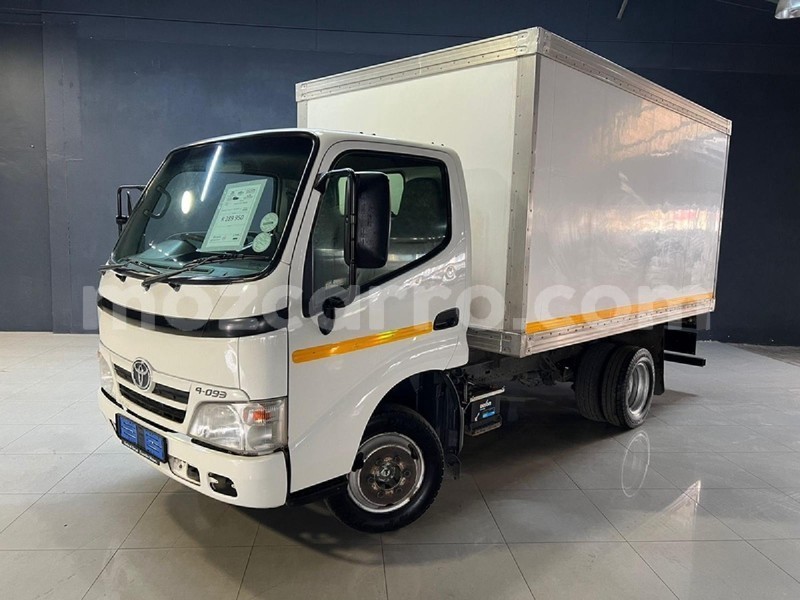 Big with watermark toyota dyna maputo maputo 22402