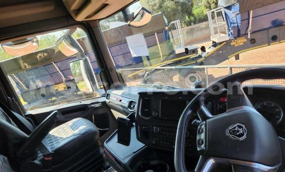 Nunua Ilio tumika Scania R420 Nyeupe Lori ndani ya Maputo nchini Maputo Nunua Ilio tumika Scania R420 Nyeupe Lori ndani ya Maputo nchini Maputo