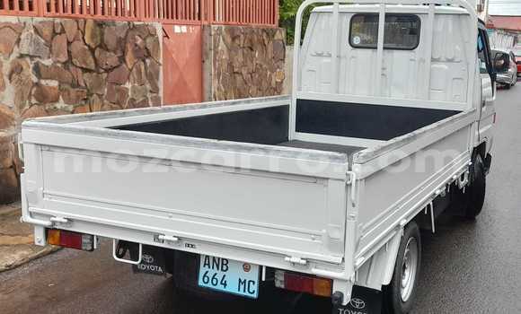 Tenga Itsva Toyota Dyna Chena Mota in Maputo in Maputo