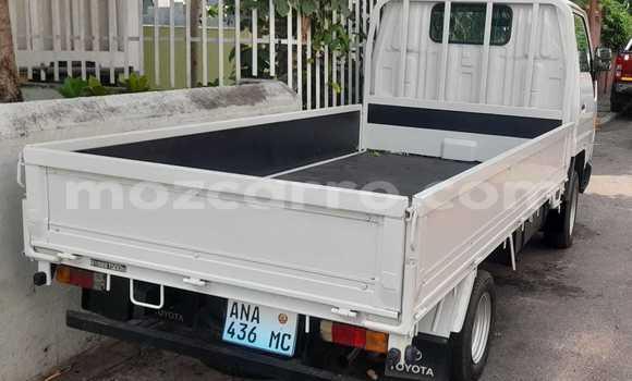 Comprar Usado Toyota Dyna Branco Caminhão em Maputo em Maputo Comprar Usado Toyota Dyna Branco Caminhão em Maputo em Maputo