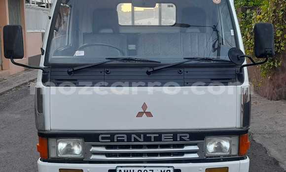 Comprar Usado Mitsubishi Canter Branco Caminhão em Maputo em Maputo Comprar Usado Mitsubishi Canter Branco Caminhão em Maputo em Maputo