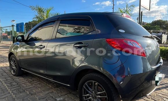 Comprar Usado Mazda Demio Azul Carro em Maputo em Maputo Comprar Usado Mazda Demio Azul Carro em Maputo em Maputo
