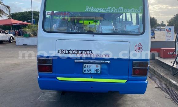 Comprar Usado Toyota Coaster Branco Carro em Maputo em Maputo Comprar Usado Toyota Coaster Branco Carro em Maputo em Maputo