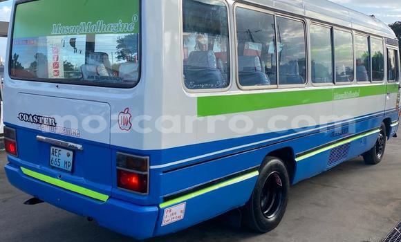Comprar Usado Toyota Coaster Branco Carro em Maputo em Maputo Comprar Usado Toyota Coaster Branco Carro em Maputo em Maputo