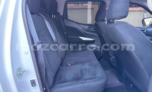 Comprar Novo Nissan Navara Branco Carro em Maputo em Maputo Comprar Novo Nissan Navara Branco Carro em Maputo em Maputo