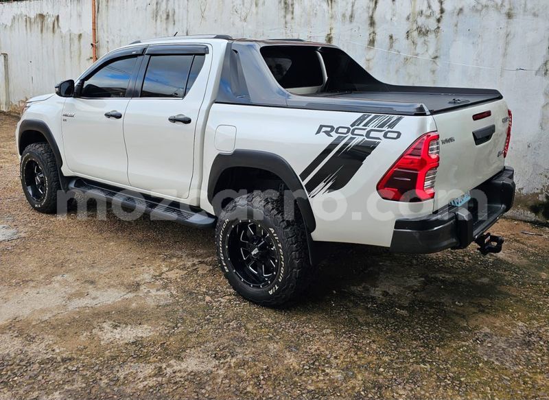 Big with watermark toyota hiluxe revo maputo maputo 22396