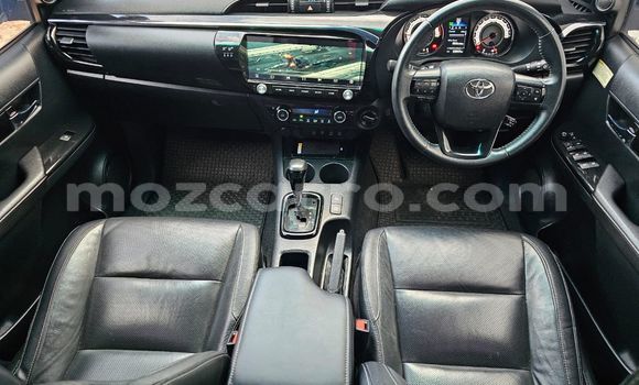Comprar Usado Toyota Hiluxe Revo Branco Carro em Maputo em Maputo Comprar Usado Toyota Hiluxe Revo Branco Carro em Maputo em Maputo