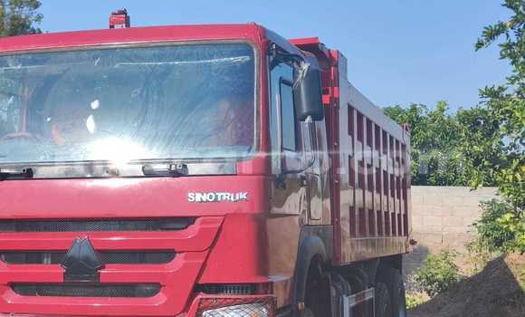 Tenga Tsaru Simca 1300/1500 Tsvuku Mota in Maputo in Maputo Tenga Tsaru Simca 1300/1500 Tsvuku Mota in Maputo in Maputo