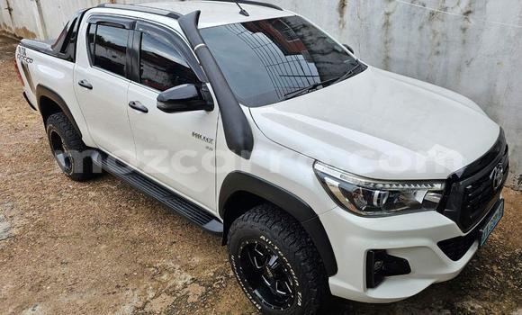 Comprar Novo Toyota Hilux Branco Carro em Maputo em Maputo Comprar Novo Toyota Hilux Branco Carro em Maputo em Maputo