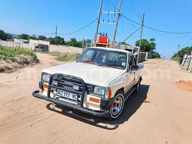 Big with watermark toyota hilux maputo maputo 22434