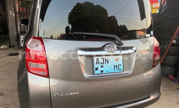 Buy Used Toyota Ractis Brown Car in Maputo in Maputo Buy Used Toyota Ractis Brown Car in Maputo in Maputo