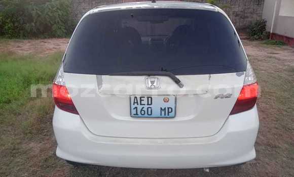 Comprar Usado Honda Fit Branco Carro em Maputo em Maputo Comprar Usado Honda Fit Branco Carro em Maputo em Maputo