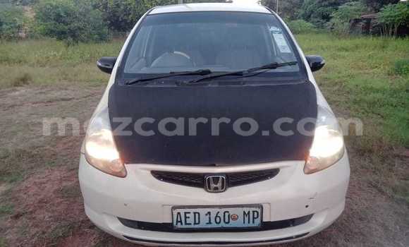Comprar Usado Honda Fit Branco Carro em Maputo em Maputo Comprar Usado Honda Fit Branco Carro em Maputo em Maputo