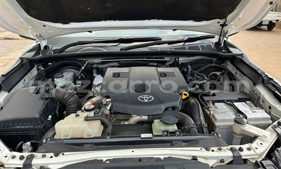 Comprar Usado Toyota Mark X Prata Carro em Maputo em Maputo Comprar Usado Toyota Mark X Prata Carro em Maputo em Maputo