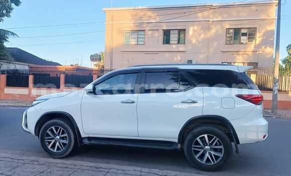 Tenga Tsaru Toyota Fortuner Chena Mota in Maputo in Maputo Tenga Tsaru Toyota Fortuner Chena Mota in Maputo in Maputo