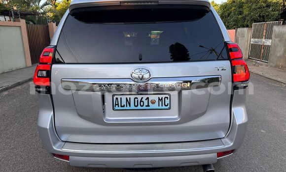 Tenga Tsaru Toyota Land Cruiser Prado Sirivha Mota in Maputo in Maputo Tenga Tsaru Toyota Land Cruiser Prado Sirivha Mota in Maputo in Maputo