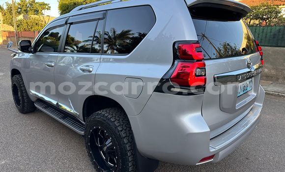 Tenga Tsaru Toyota Land Cruiser Prado Sirivha Mota in Maputo in Maputo Tenga Tsaru Toyota Land Cruiser Prado Sirivha Mota in Maputo in Maputo