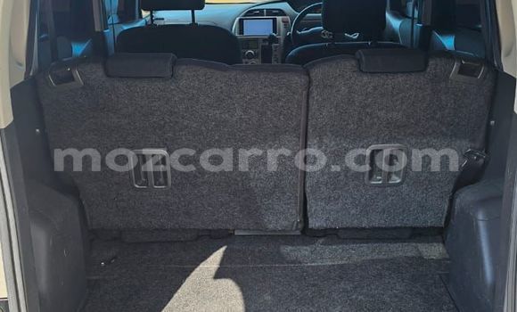Comprar Usado Toyota Ractis Preto Carro em Maputo em Maputo Comprar Usado Toyota Ractis Preto Carro em Maputo em Maputo