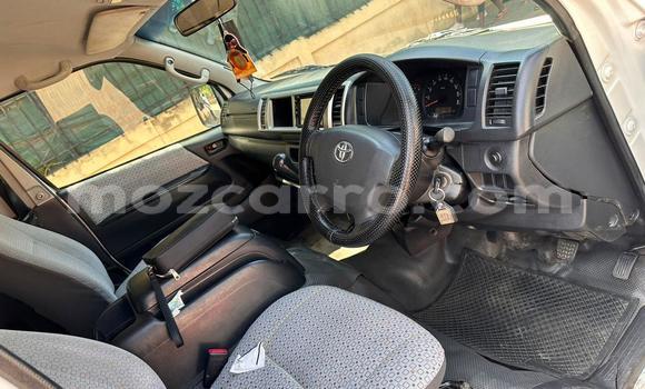 Comprar Usado Toyota Hiace Branco Carro em Maputo em Maputo Comprar Usado Toyota Hiace Branco Carro em Maputo em Maputo